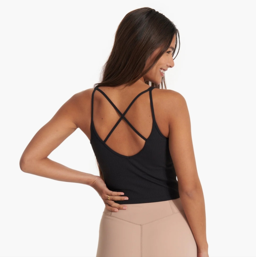 Vuori Black Crop Top
